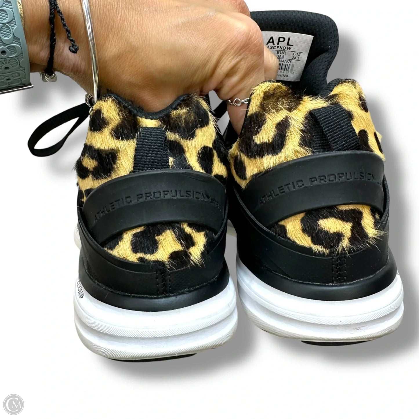 Shoes Designer By Apl In Animal Print, Size: 8