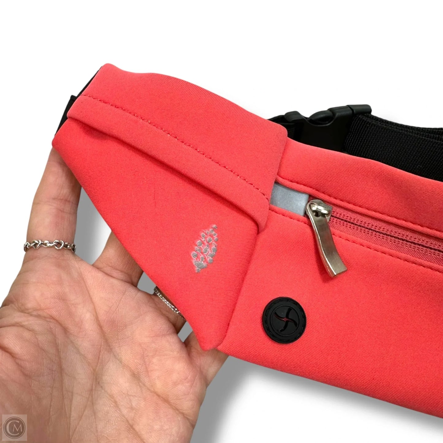 Belt Bag By Clothes Mentor, Size: Small