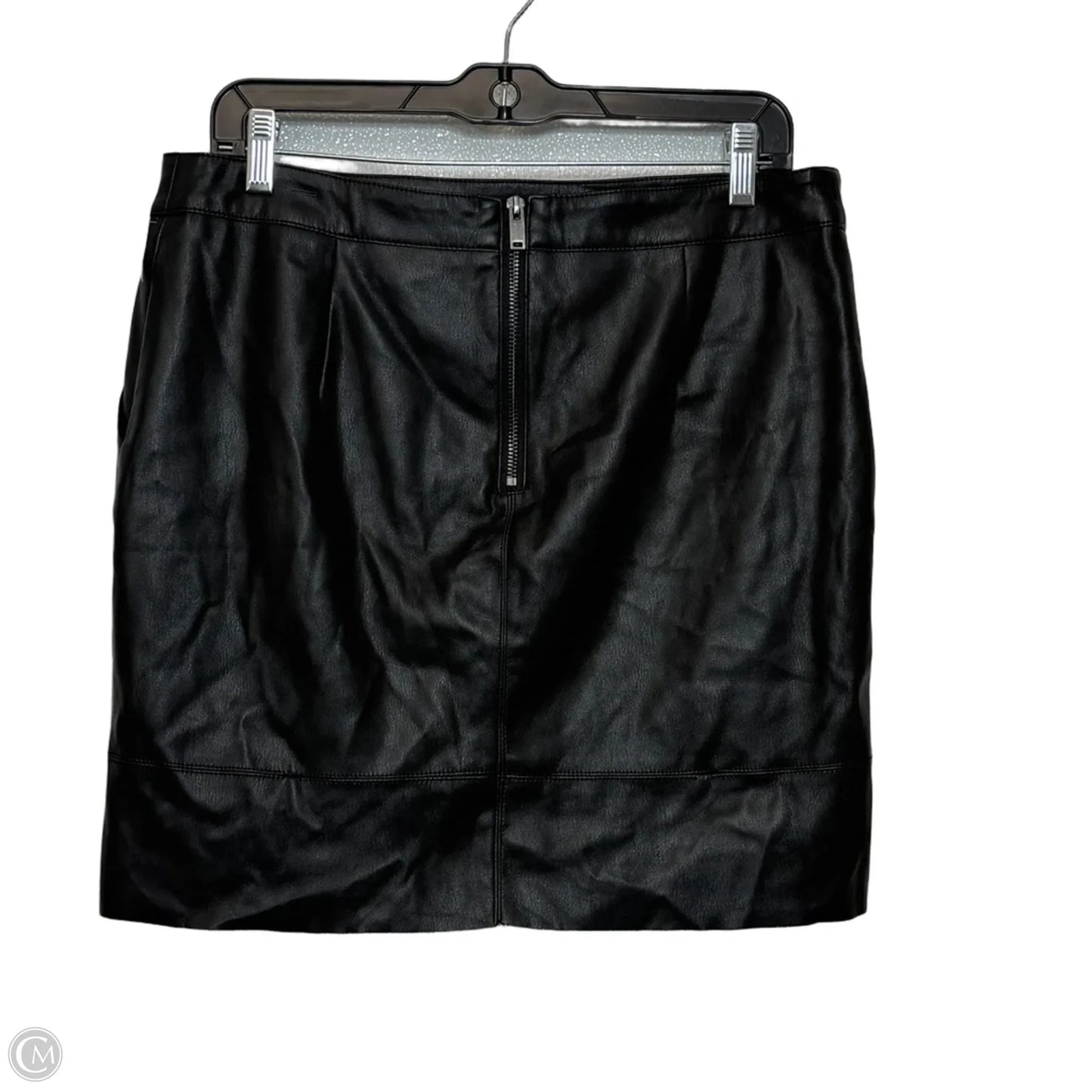 Skirt Mini & Short By Clothes Mentor In Black, Size: L