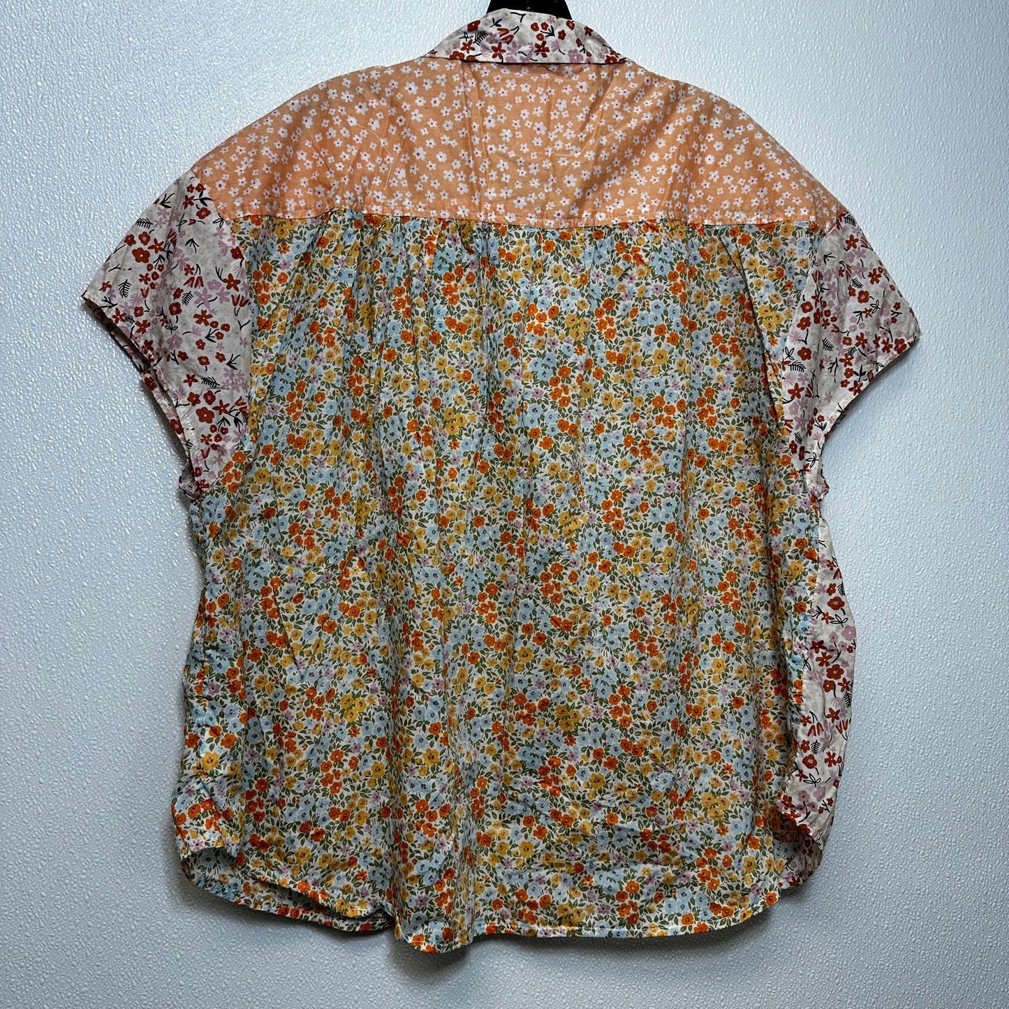 Floral Top Short Sleeve American Eagle, Size M