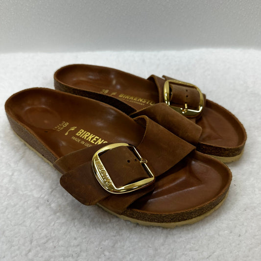 Brown Sandals Flip Flops Birkenstock, Size 7
