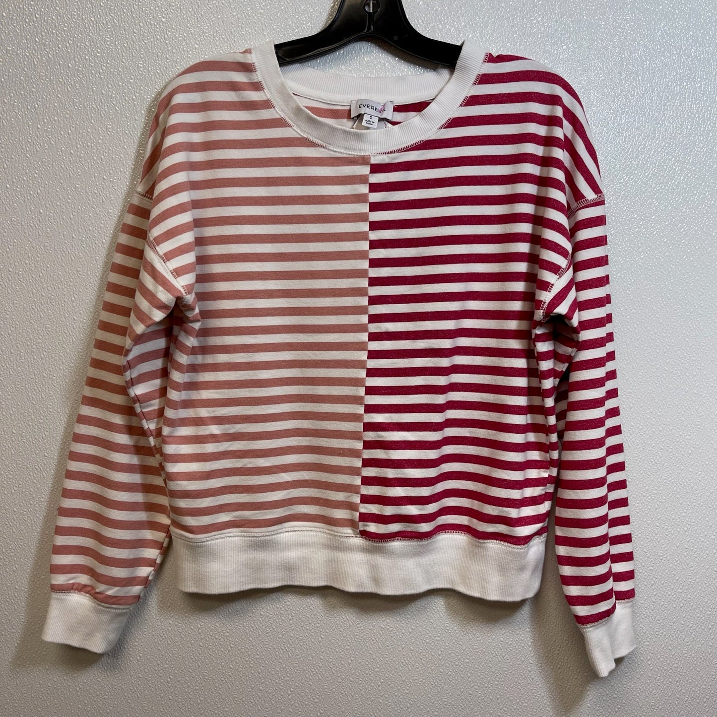 Top Long Sleeve By EVEREVE In Striped, Size: S