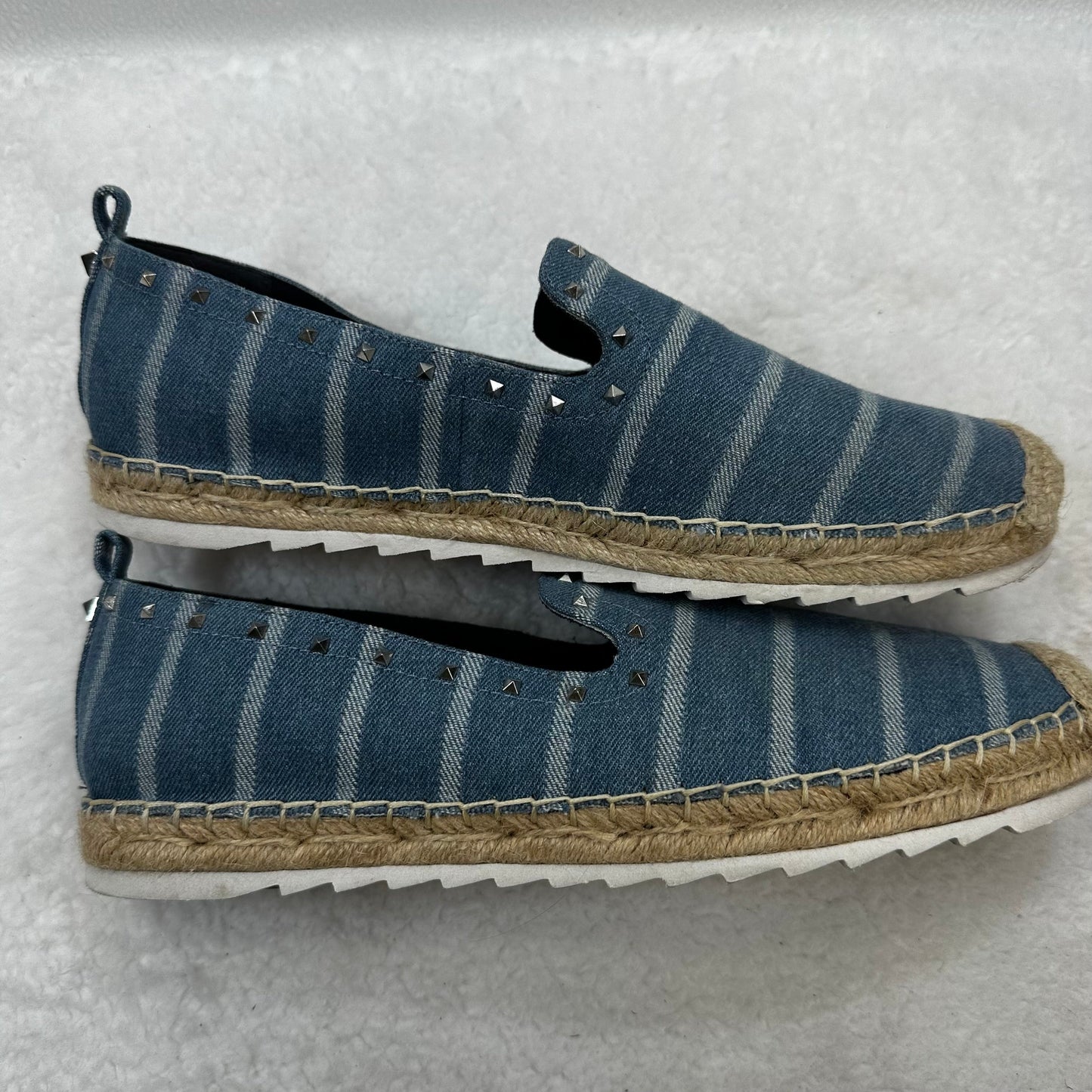 Shoes Flats Boat By Marc Fisher In Denim, Size: 9.5