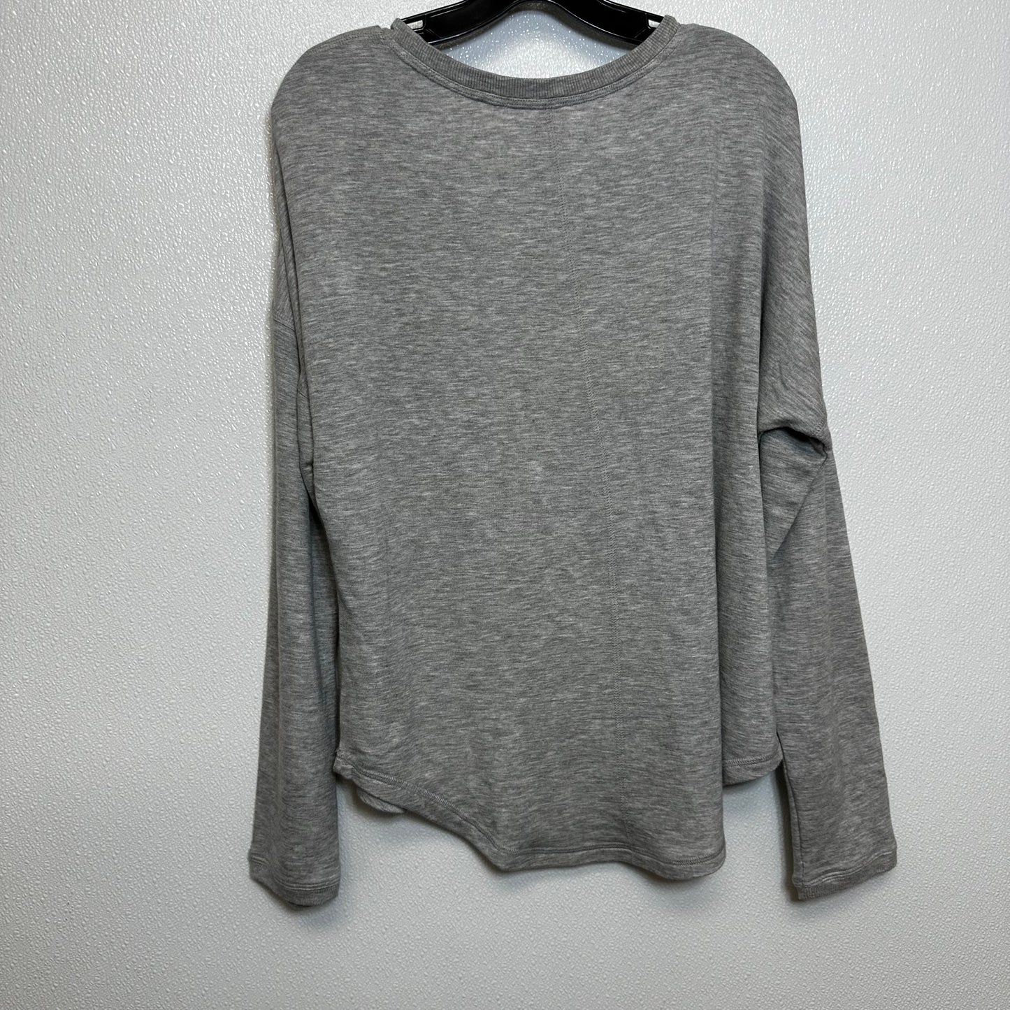 Athletic Top Long Sleeve Crewneck By Yogalicious In Grey, Size: Xl