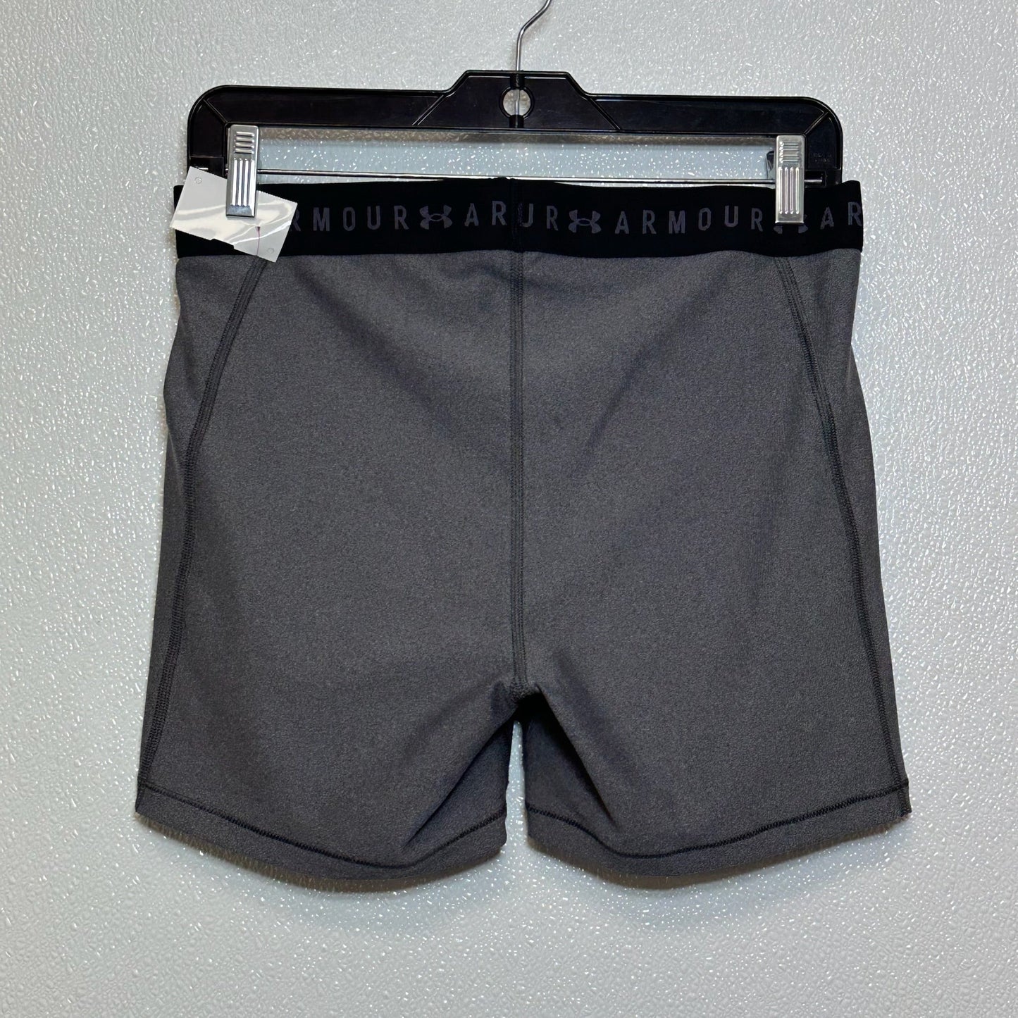 Athletic Shorts Under Armour, Size L