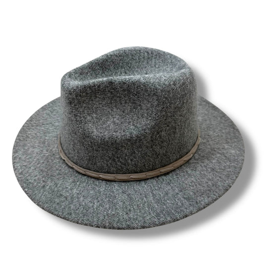 Hat By Clothes Mentor