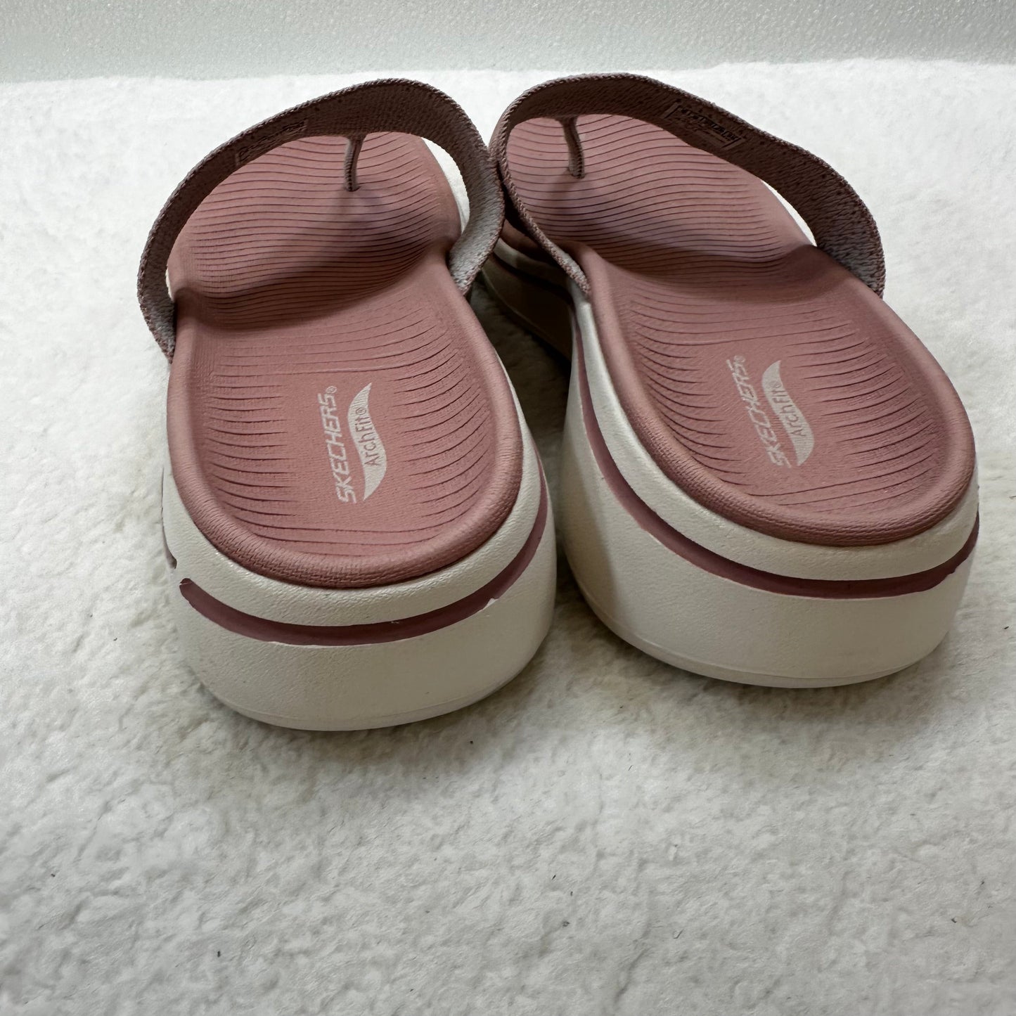 Pink Sandals Flip Flops Skechers, Size 9