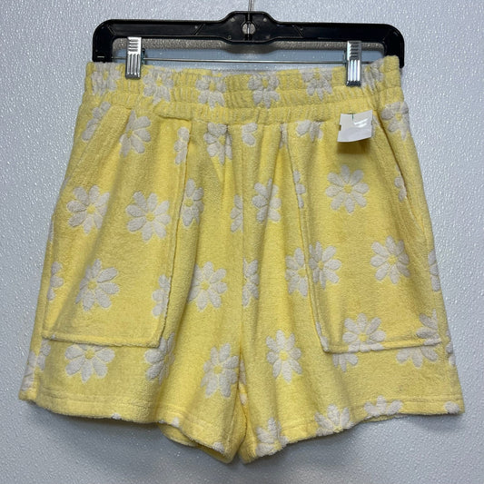 Yellow Shorts Clothes Mentor, Size L