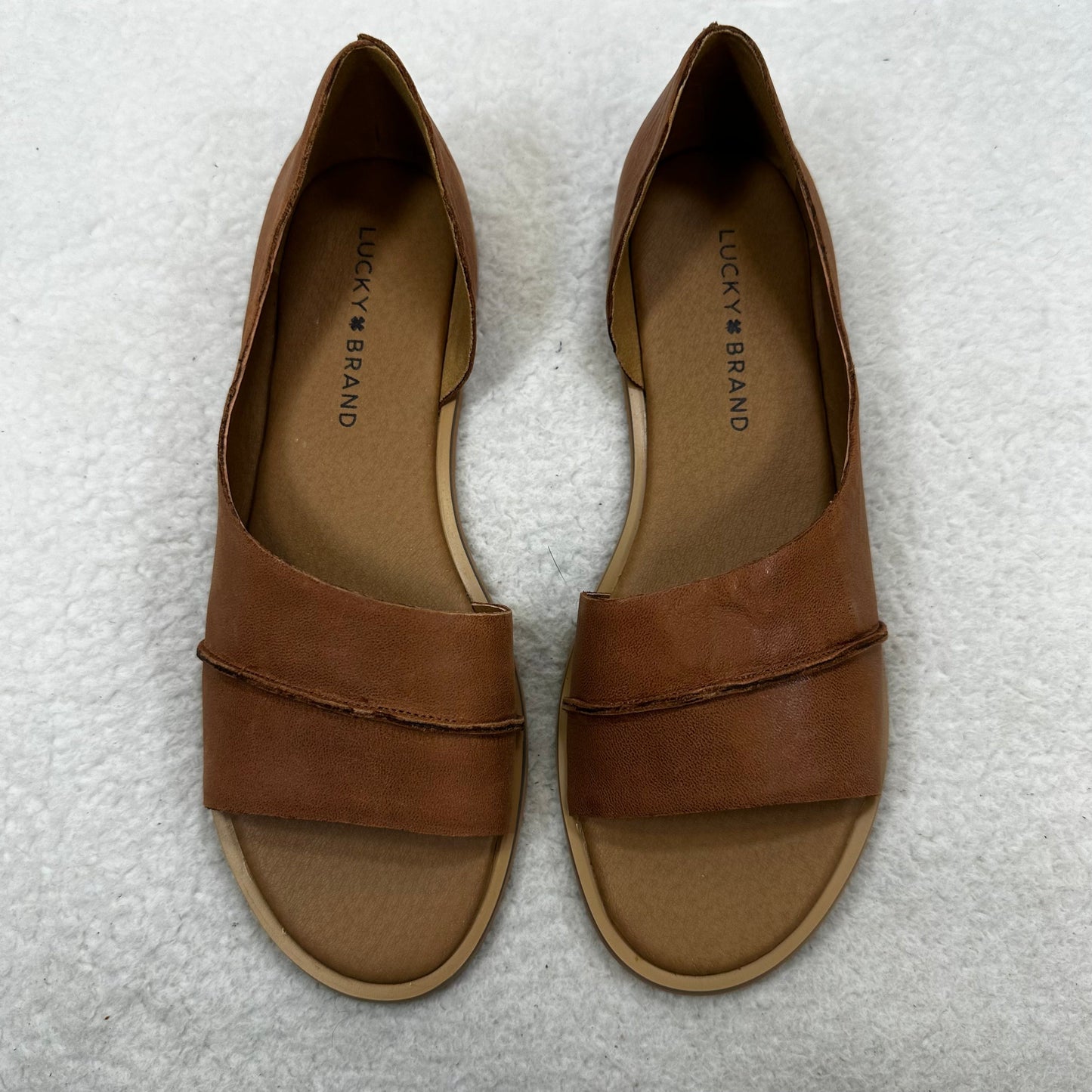 Camel Sandals Flats Lucky Brand, Size 6.5