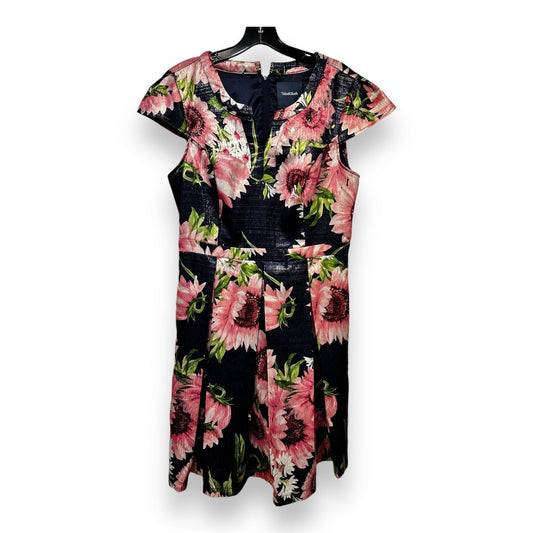 Dress Casual Short By Modcloth In Floral Print, Size: 14