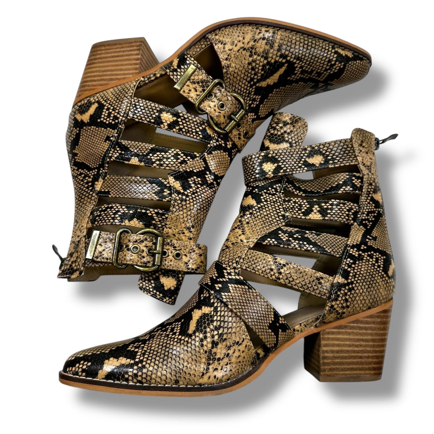 Boots Ankle Heels By Clothes Mentor In Snakeskin Print, Size: 10