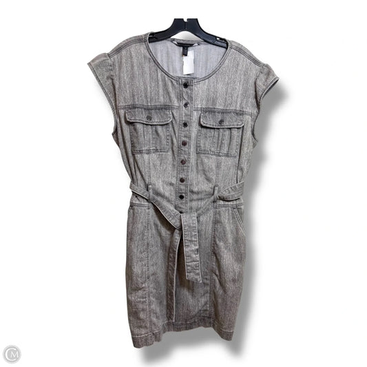 Dress Casual Short By White House Black Market In Grey, Size: 6