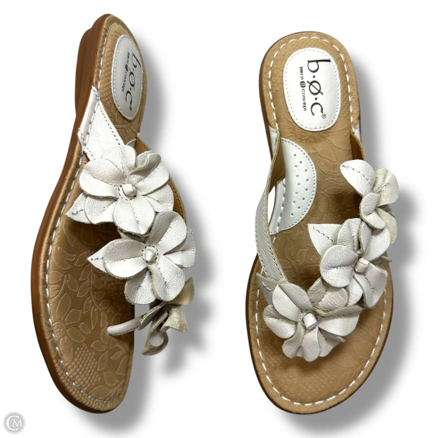 Sandals Flats By Boc In Ivory, Size: 7