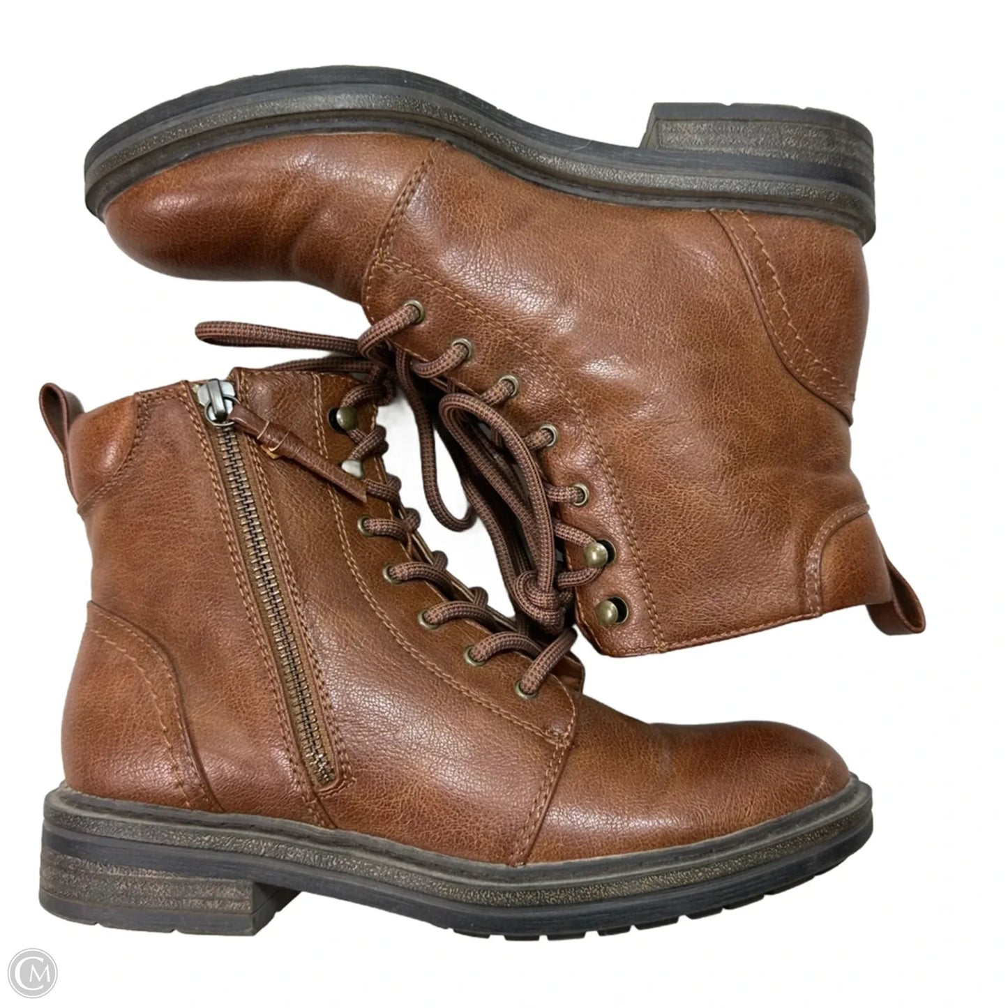 Boots Ankle Flats By Bare Traps In Brown, Size: 7