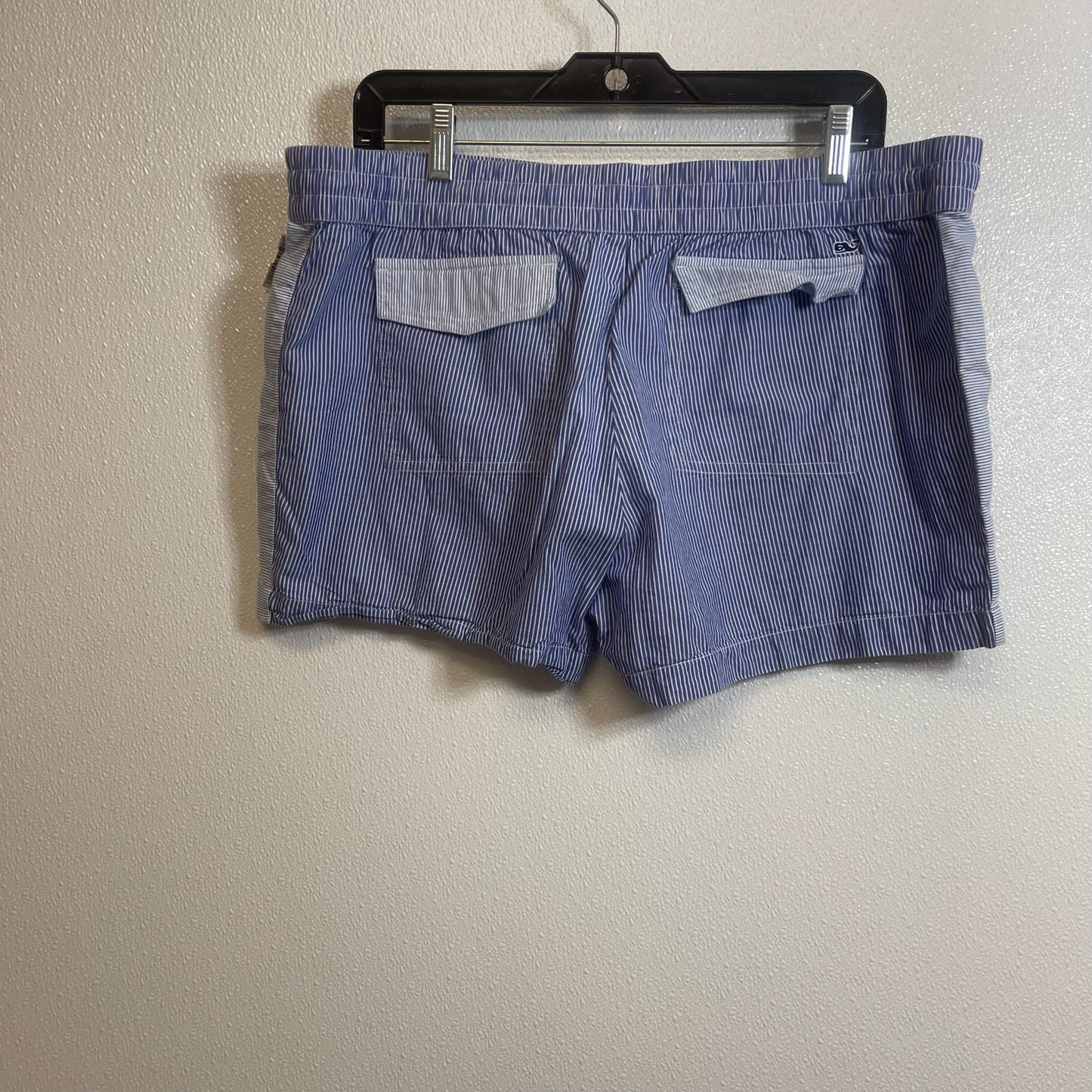Shorts By Vineyard Vines  Size: L