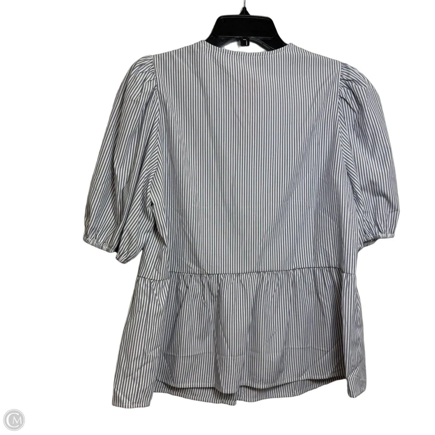 Top Short Sleeve By Prettygarden In Grey, Size: M