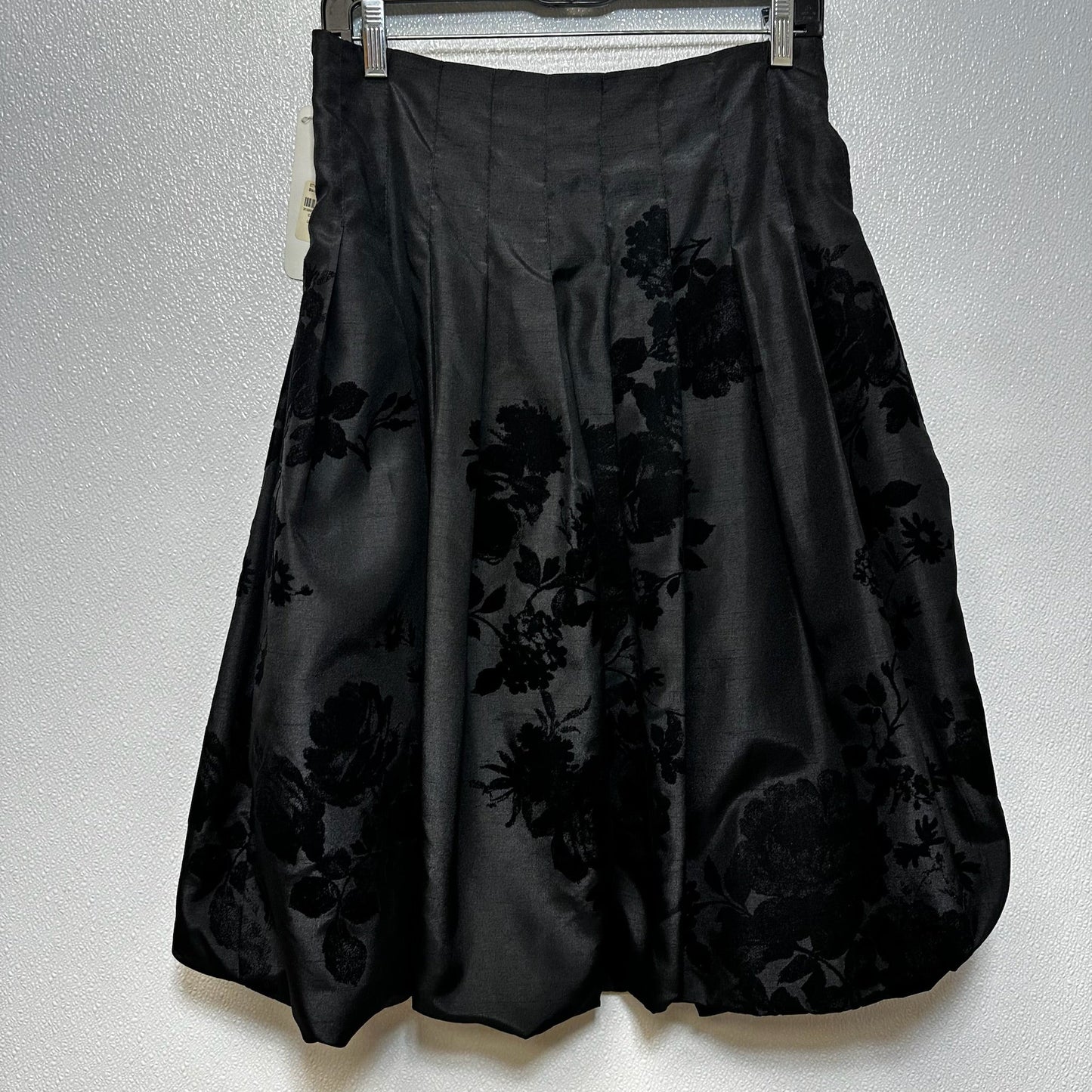 Black Skirt Midi CARTISE, Size 4