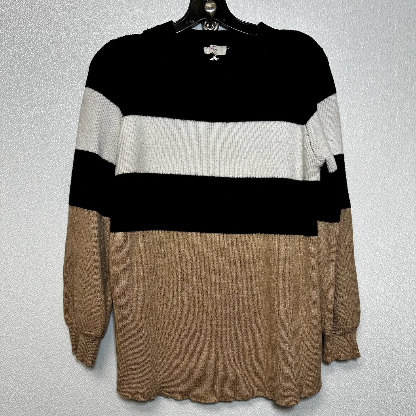 Striped Sweater Entro, Size L