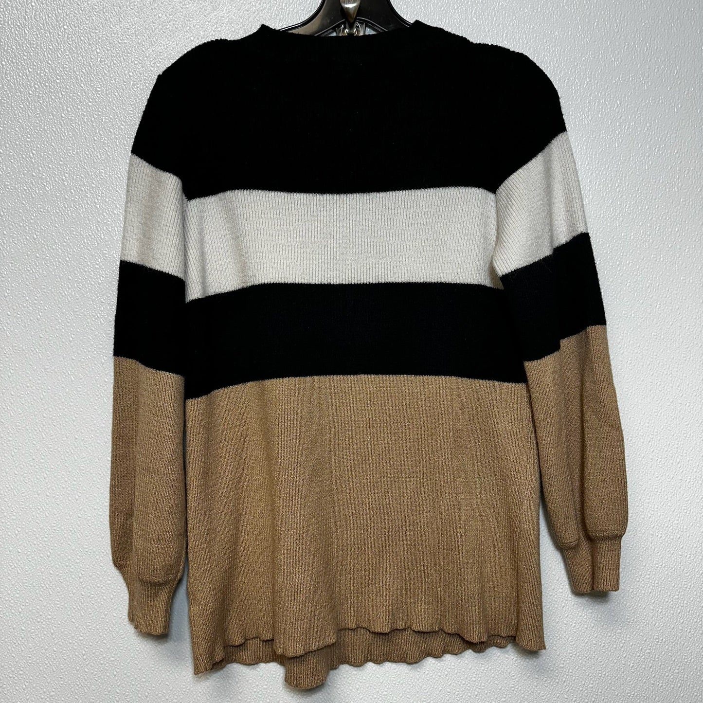 Striped Sweater Entro, Size L