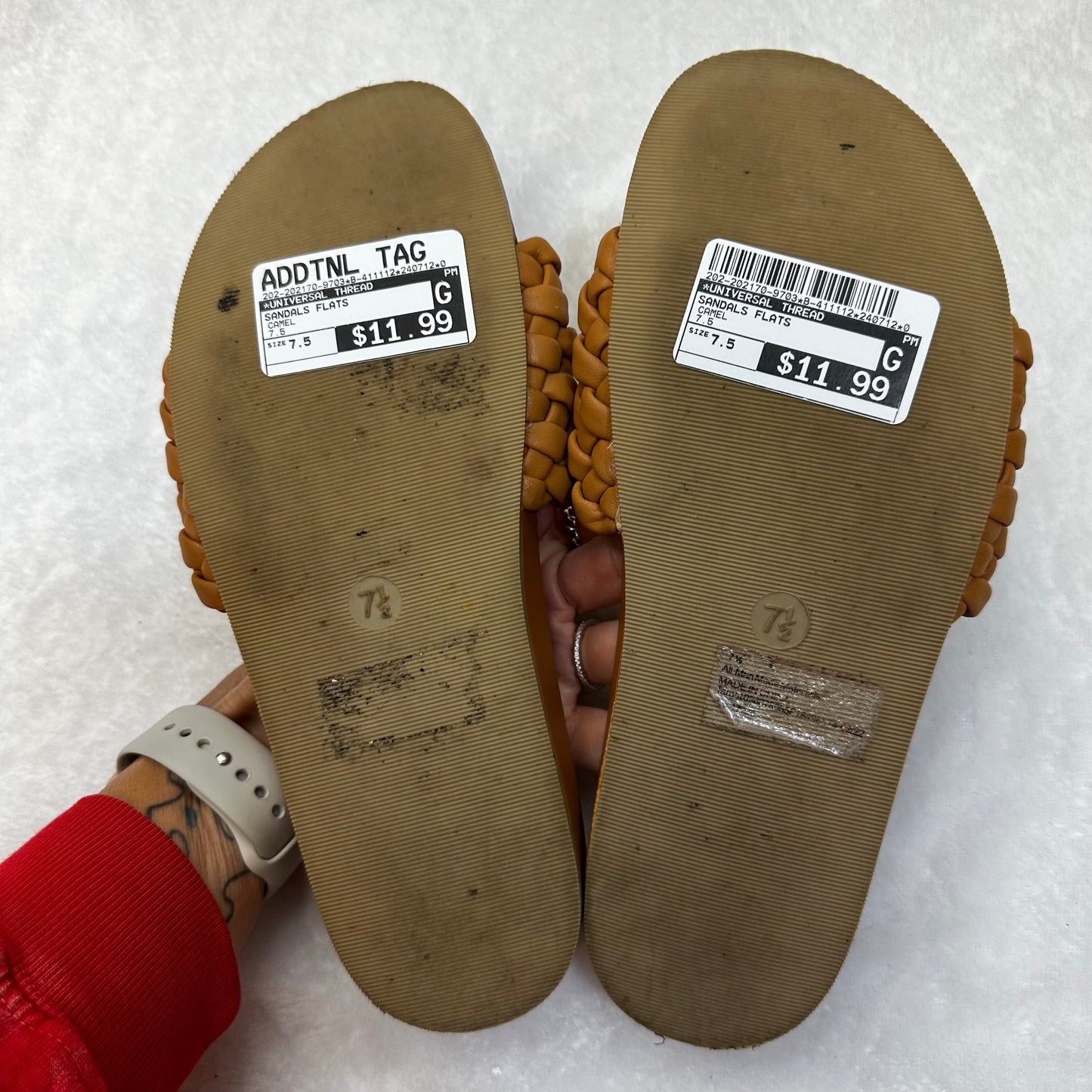 Camel Sandals Flats Universal Thread, Size 7.5