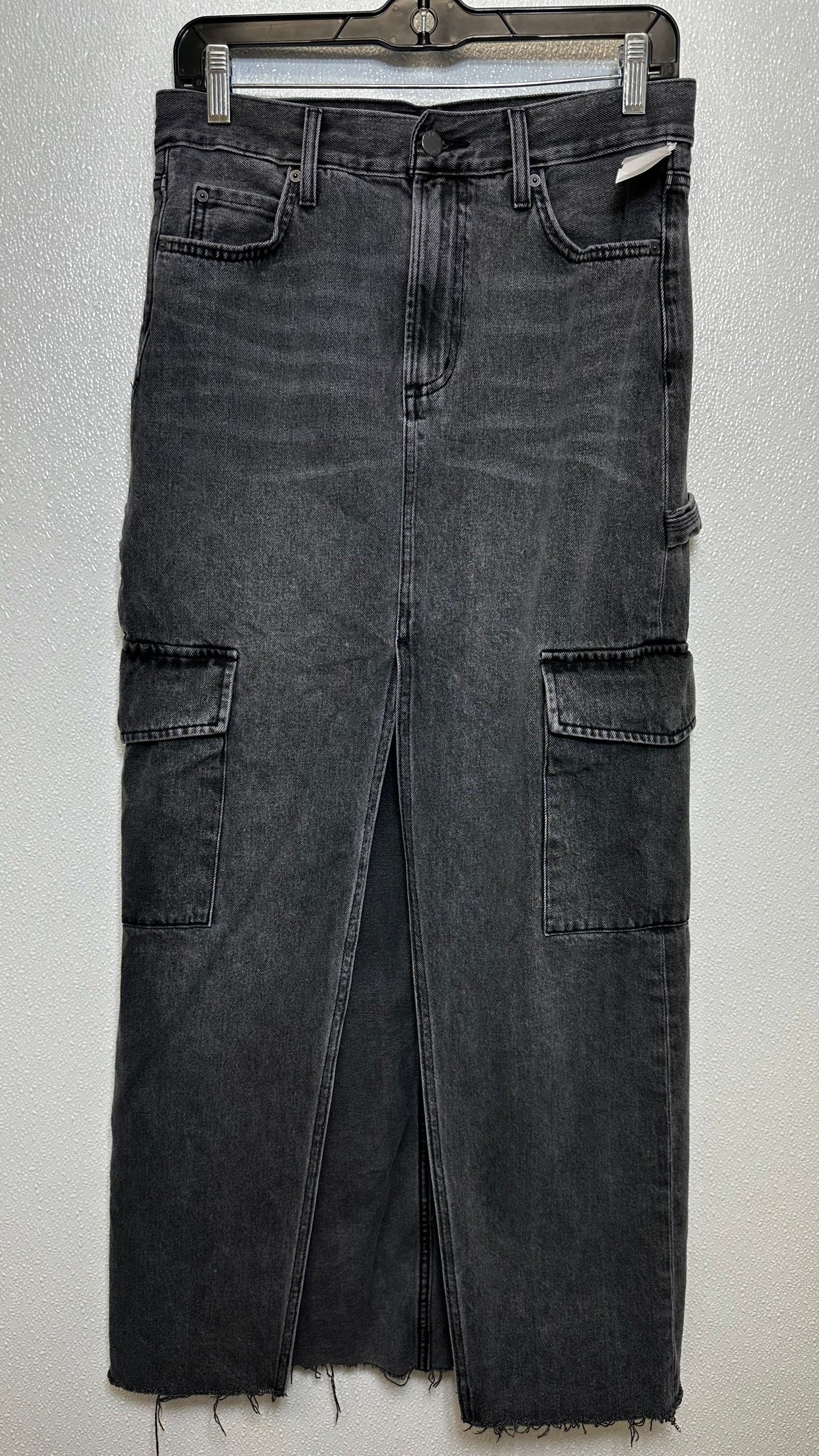 THE 90S MAXI CARGO JEAN SKIRT By Aritiza - Denim Forum In Denim Grey, Size: 0