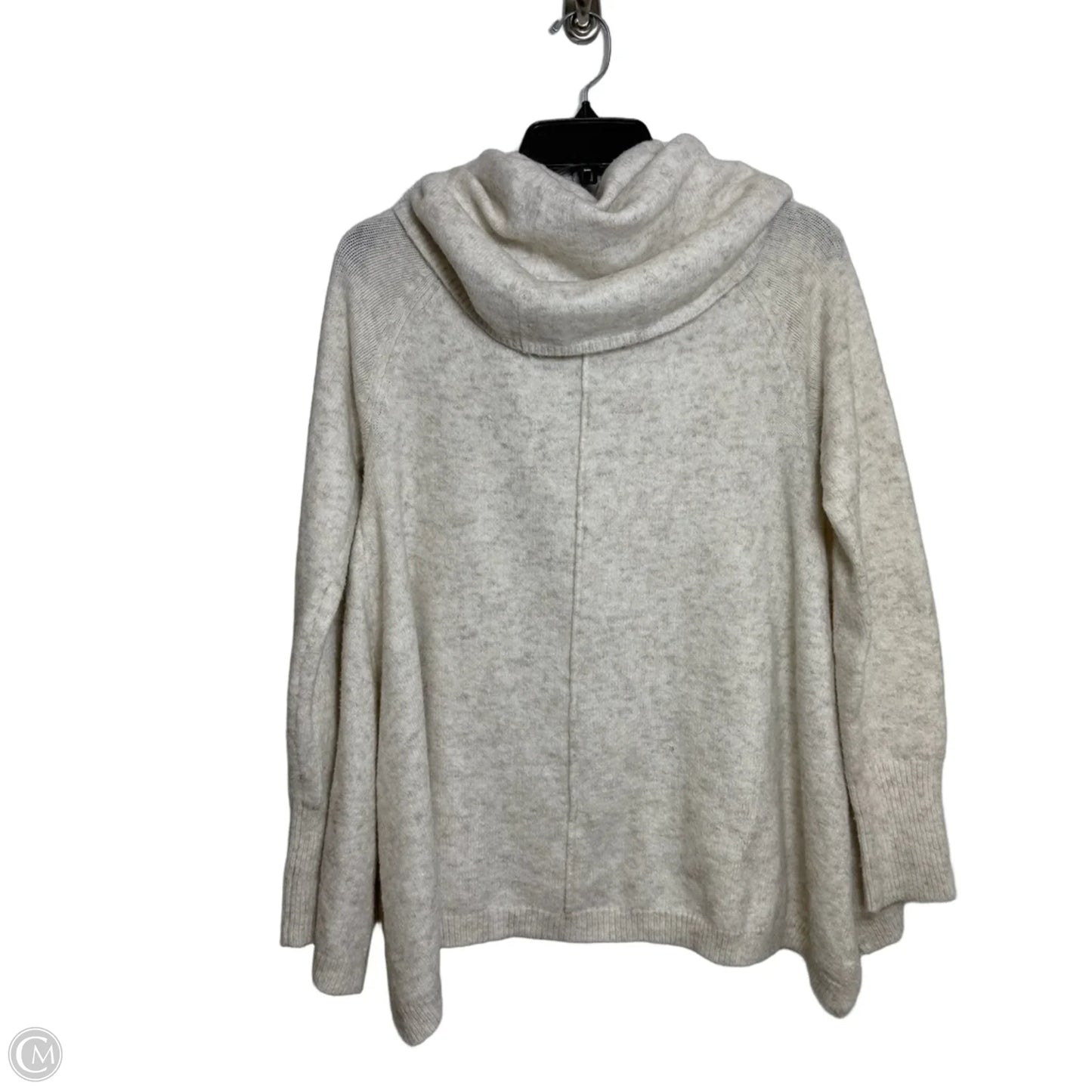 Sweater By Clothes Mentor In Cream, Size: M