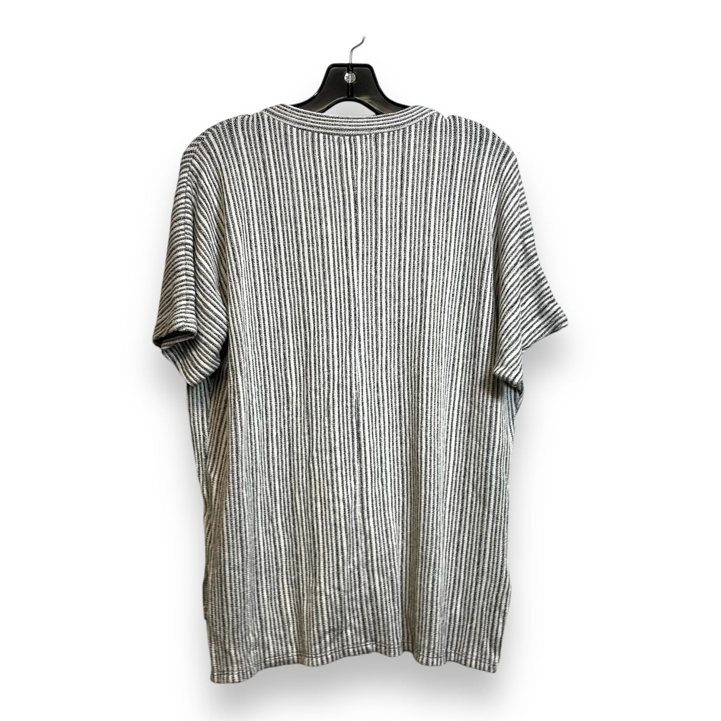 Top Short Sleeve By Bke In Striped Pattern, Size: M