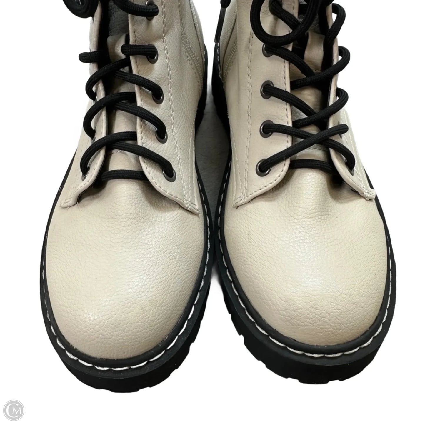 Boots Ankle Flats By Sincerely Jules In Cream, Size: 10