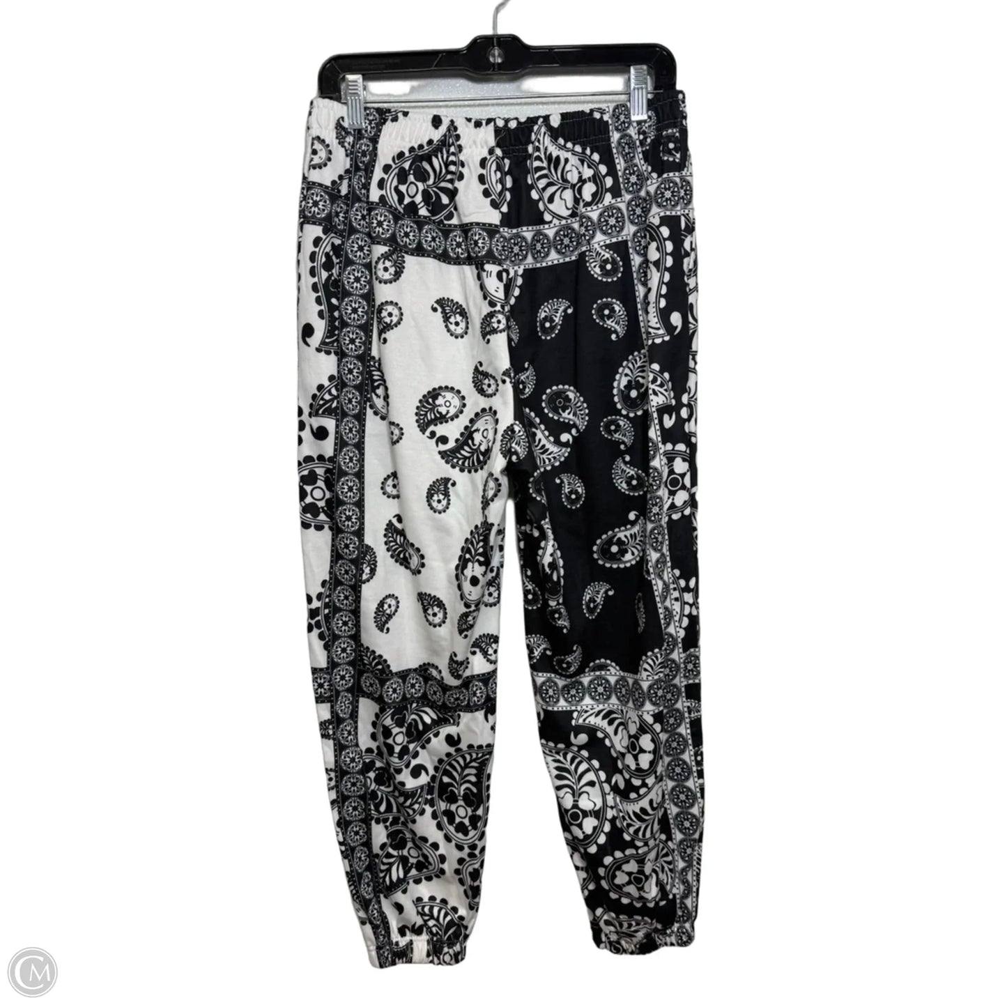Pants Joggers By Clothes Mentor In Black & White, Size: M