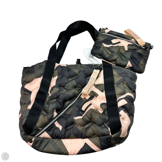 Tote By Clothes Mentor, Size: Medium