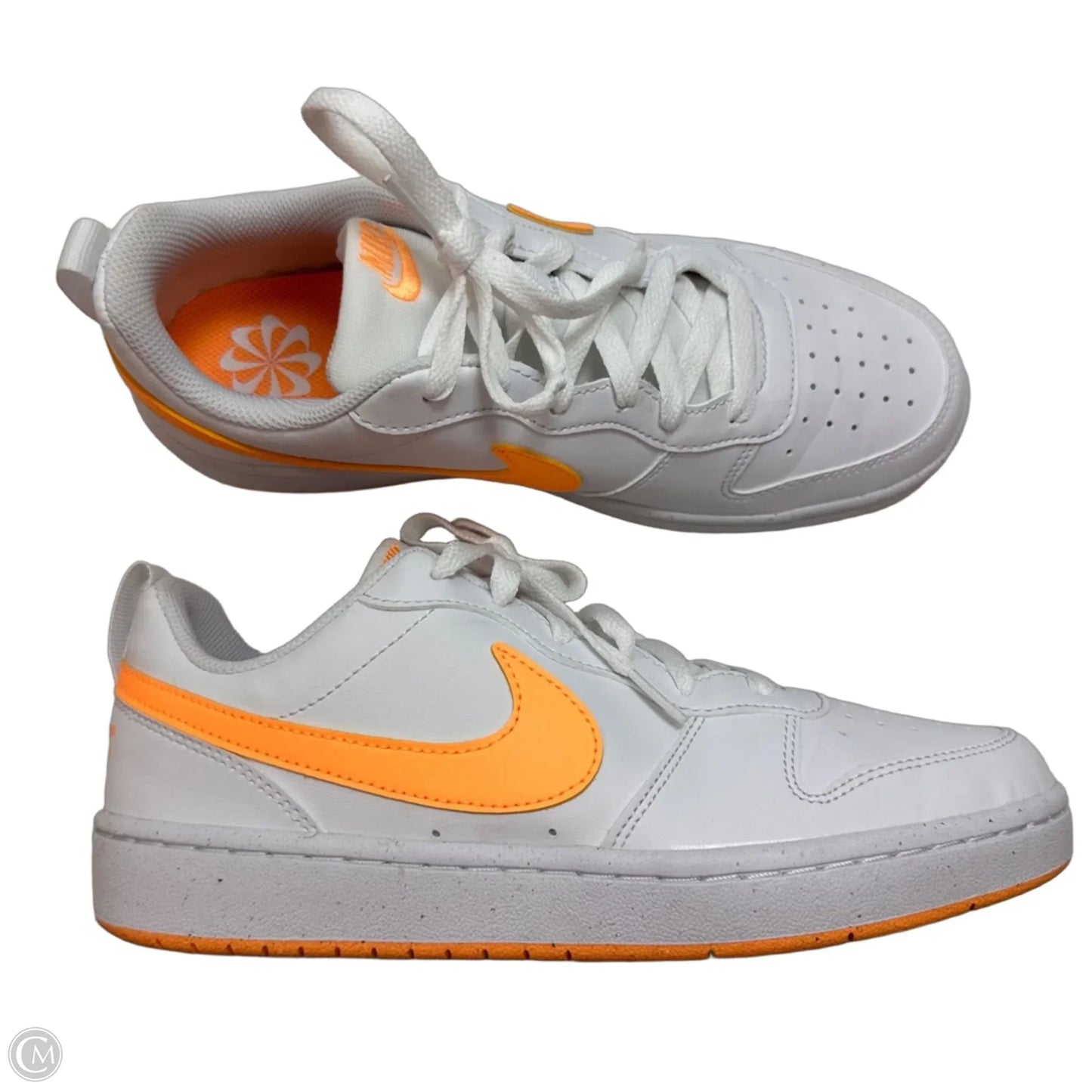 Shoes Athletic By Nike In White, Size: 7 youth/8.5 women’s