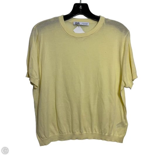 Top Short Sleeve By Zara In Yellow, Size: Xl