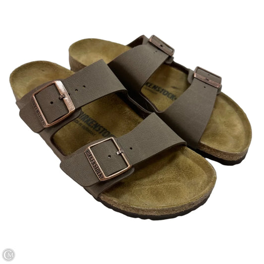 Sandals Flats By Birkenstock In Brown, Size: 10