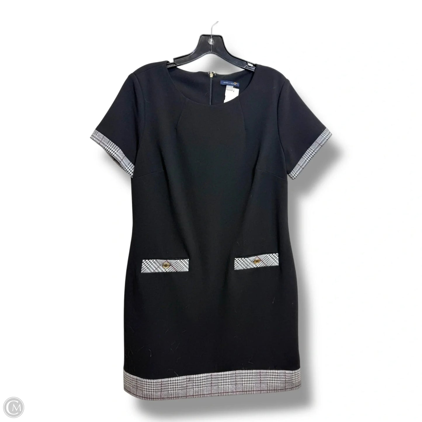 Dress Casual Short By Tommy Hilfiger In Black, Size: 14
