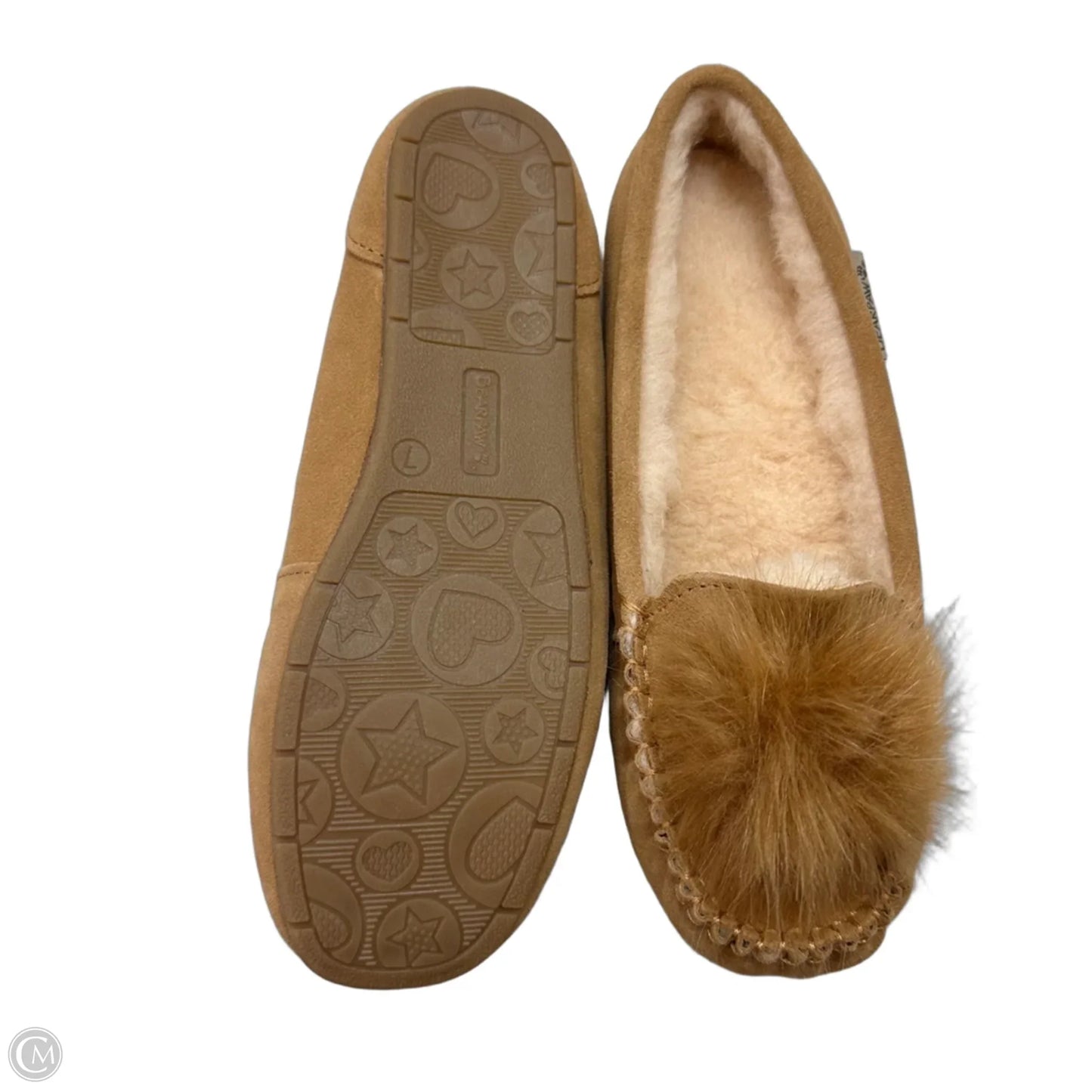 Shoes Flats By Bearpaw In Beige, Size: 7