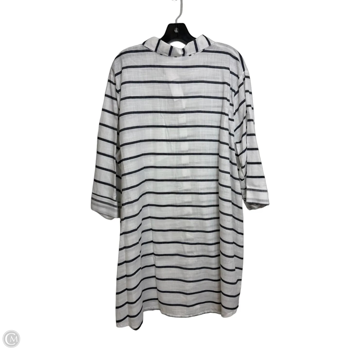 Tunic 3/4 Sleeve By Clothes Mentor In Striped Pattern, Size: 2x