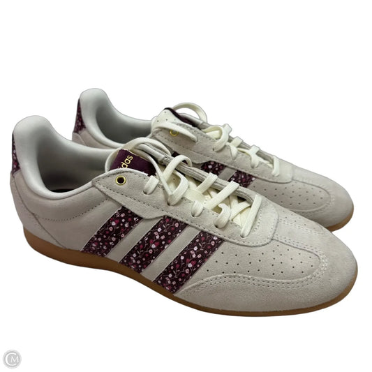 Shoes Athletic By Adidas In Ivory, Size: 7
