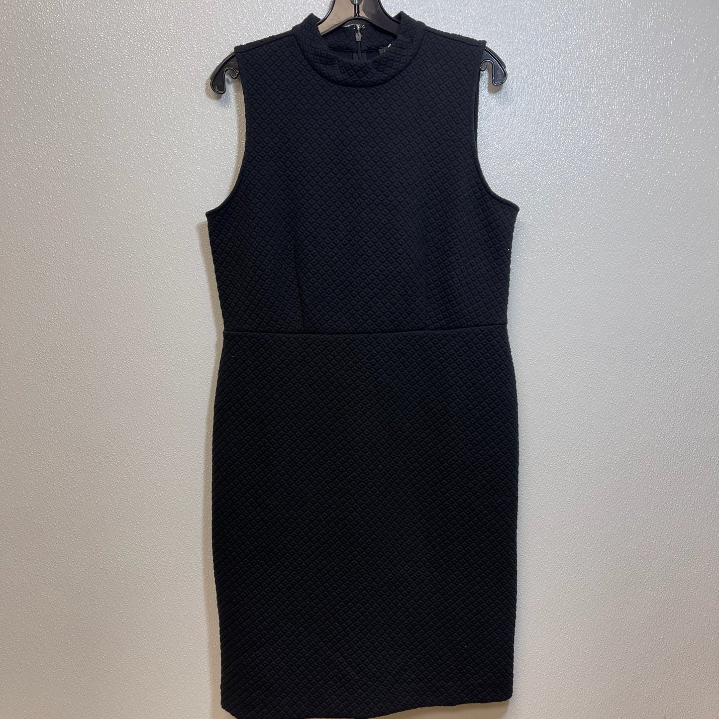 Dress Casual Short By Ann Taylor O In Black, Size: 10