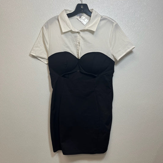 Dress Casual Short By Tobi  Size: M