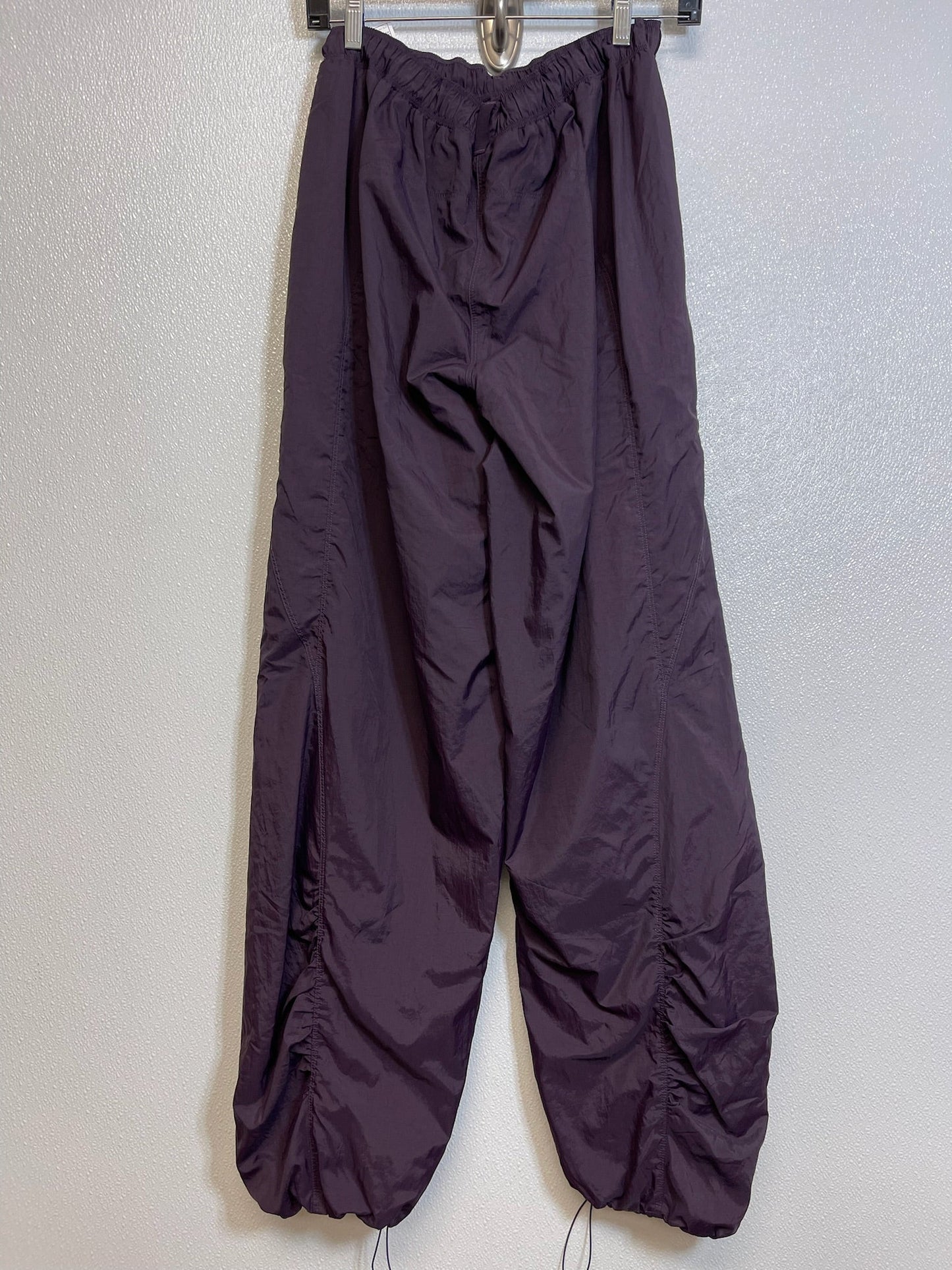 Purple Athletic Pants Athleta, Size M