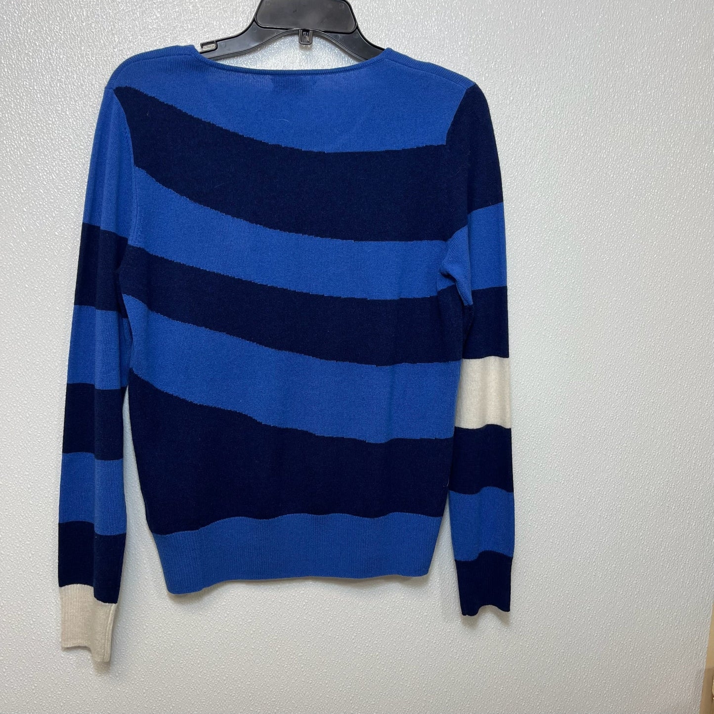 Sweater By Cme  Size: L