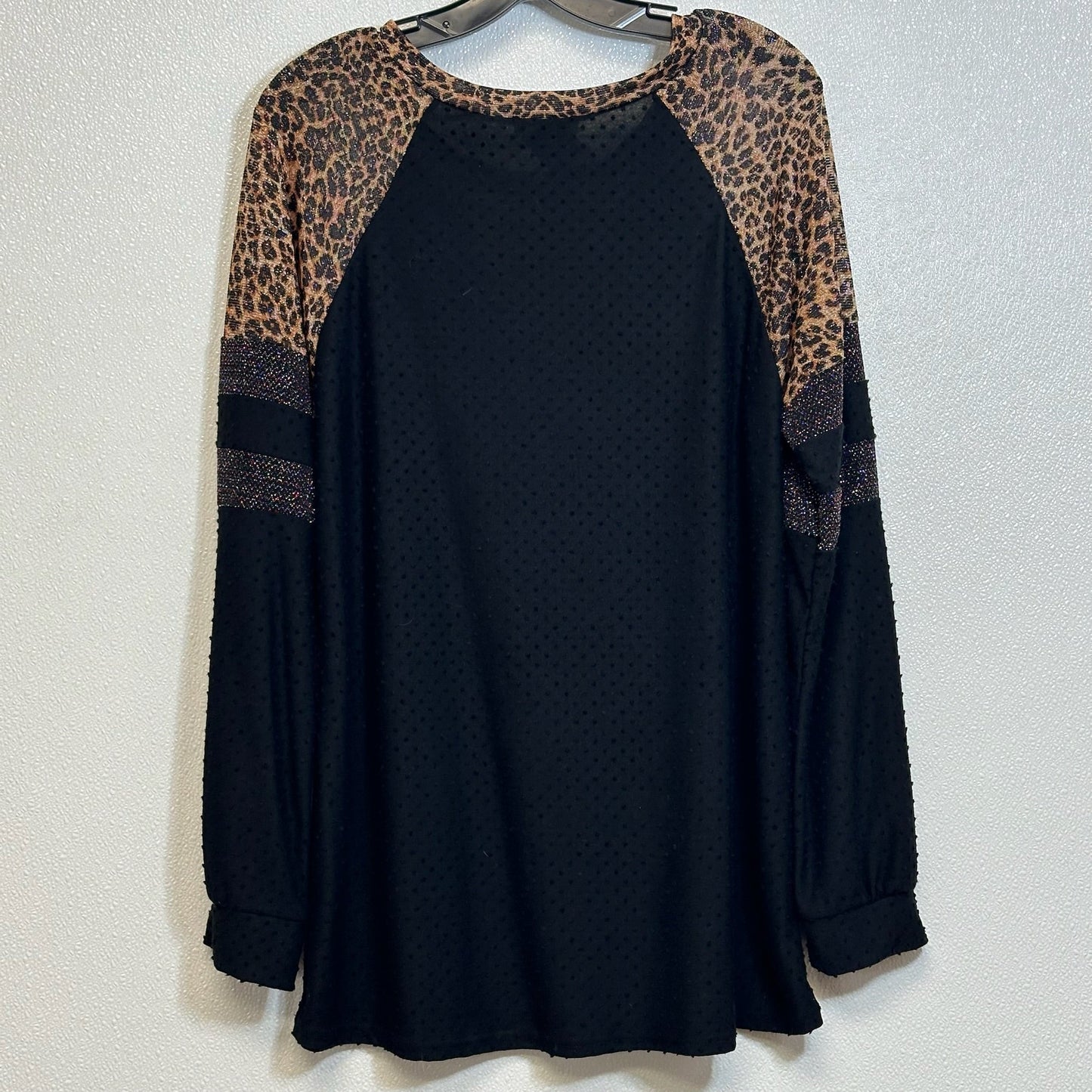 Top Long Sleeve By Cme  Size: 2x