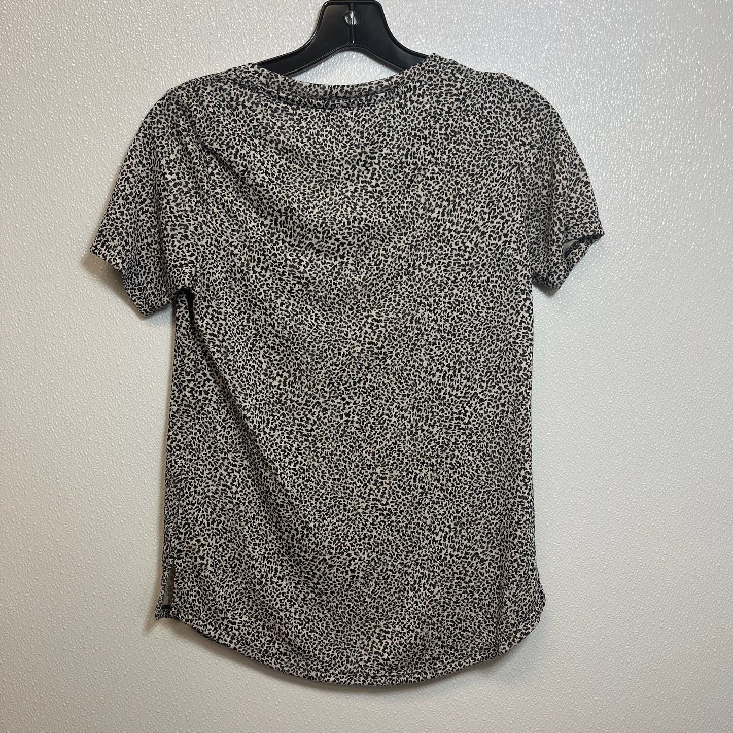 Top Short Sleeve By Athleta  Size: Xxs