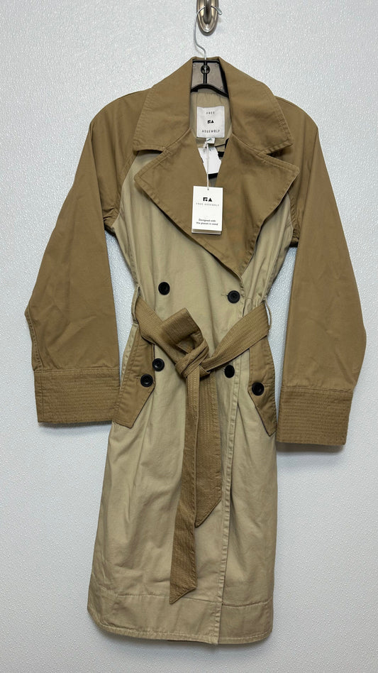 Coat Trenchcoat By Clothes Mentor  Size: Xs