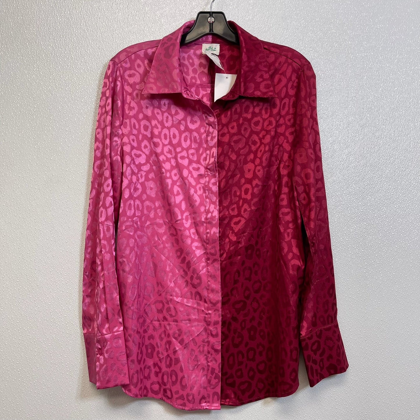 Blouse Long Sleeve By Clothes Mentor In Animal Print, Size: L