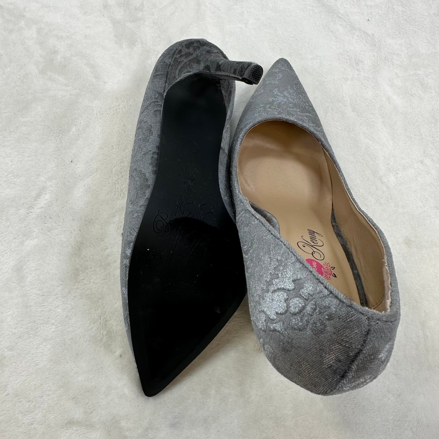 Shoes Heels Stiletto By Cmf In Grey, Size: 8.5