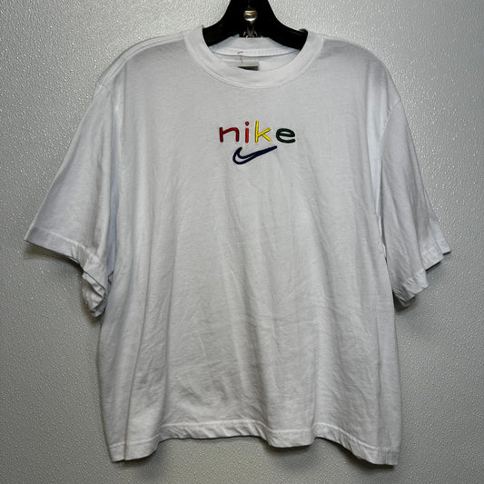 White Top Short Sleeve Basic Nike Apparel, Size M