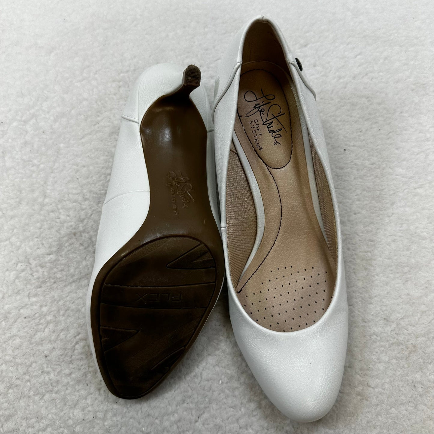 White Shoes Heels Stiletto Life Stride, Size 7.5