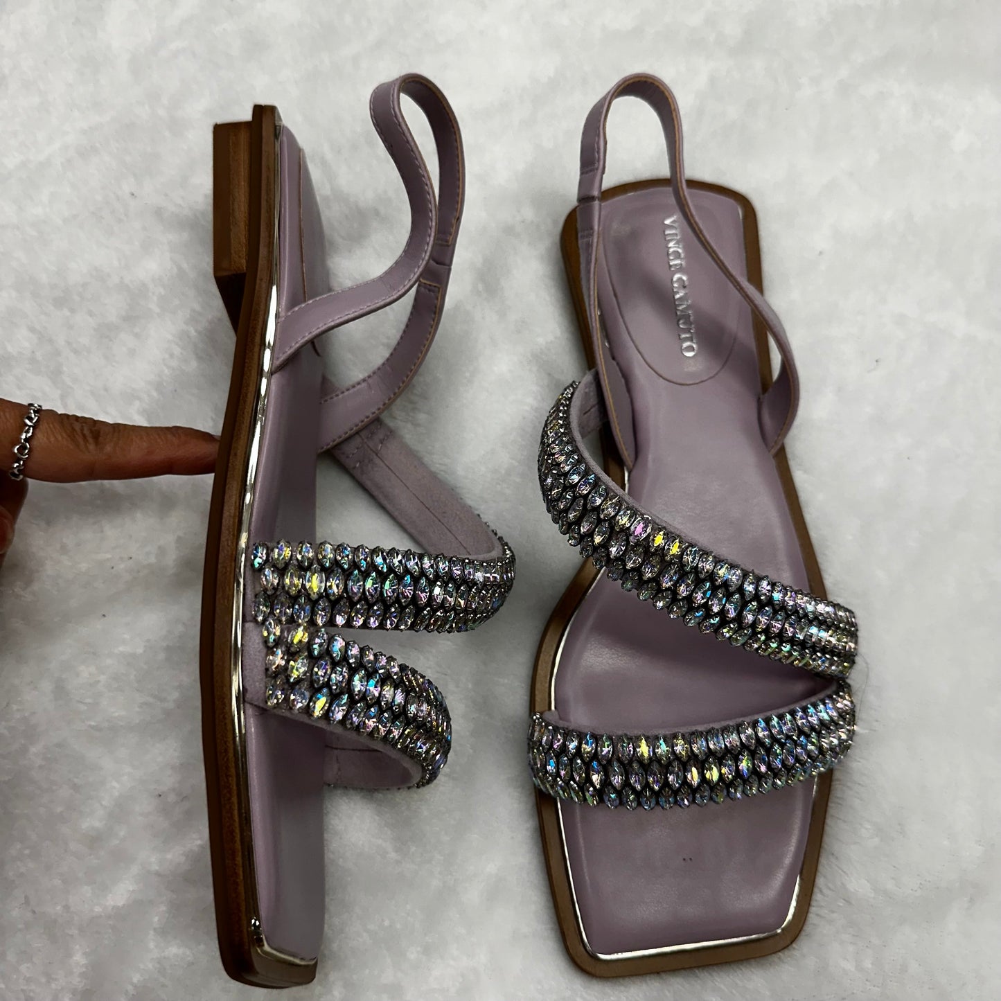 Lavender Sandals Flats Vince Camuto, Size 8.5