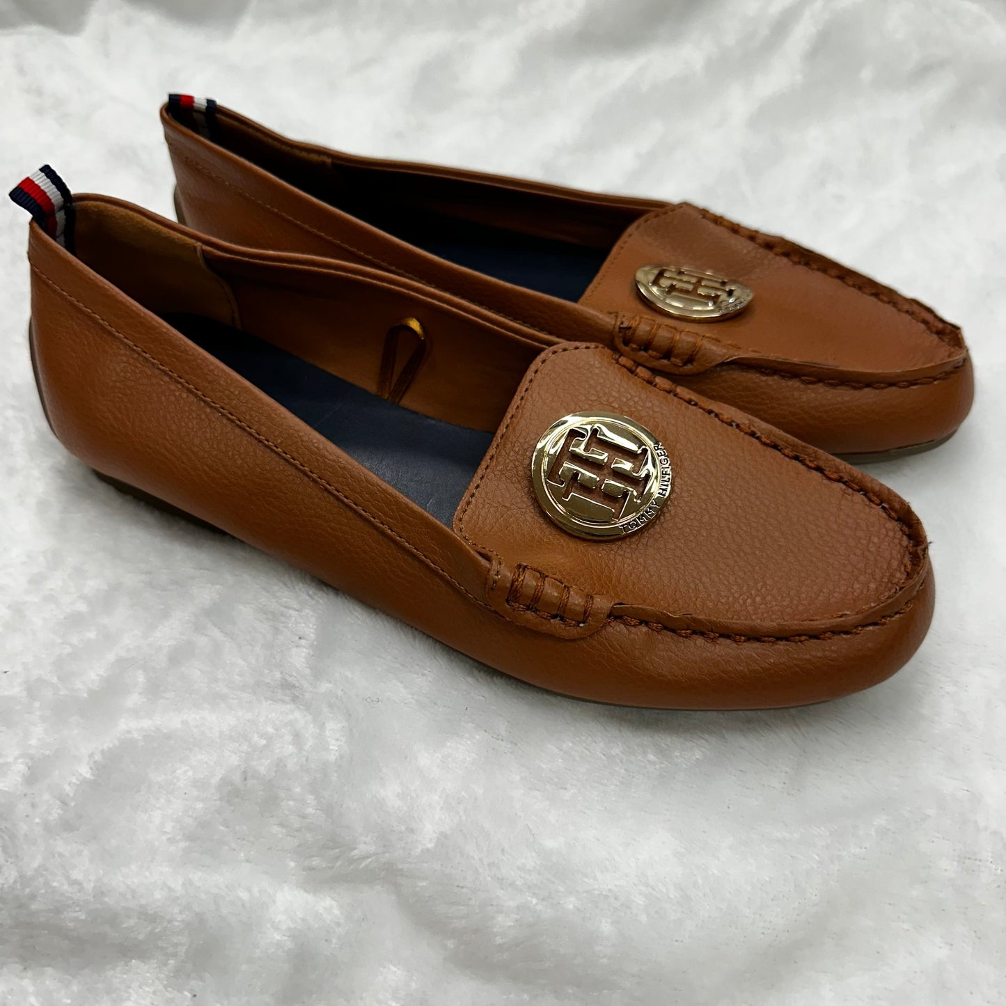 Camel Shoes Flats Loafer Oxford Tommy Hilfiger O, Size 6.5